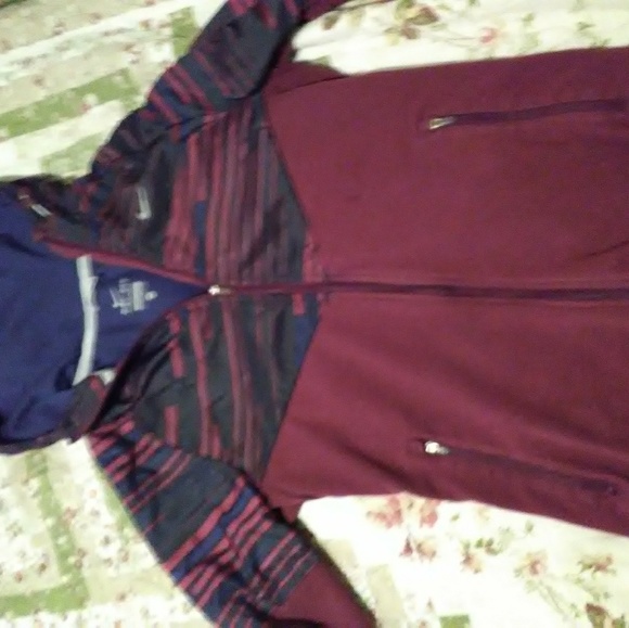 Nike Dri Fit Jacket - Picture 2 of 3